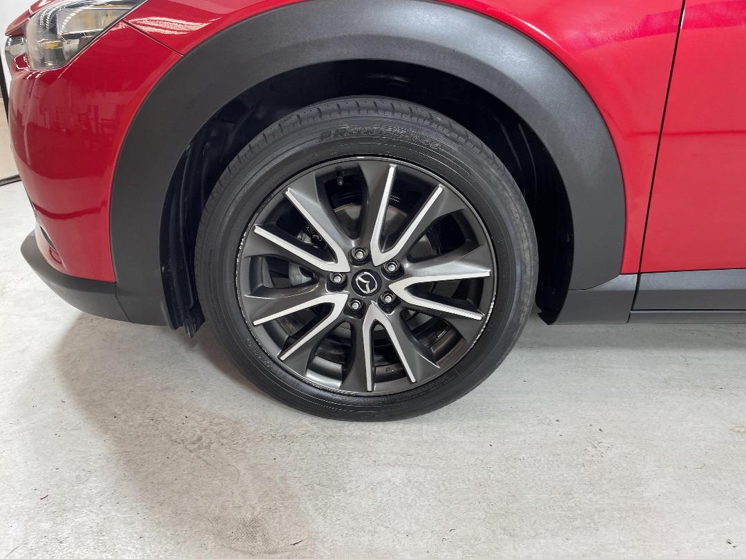 Photo '10' of Mazda CX-3