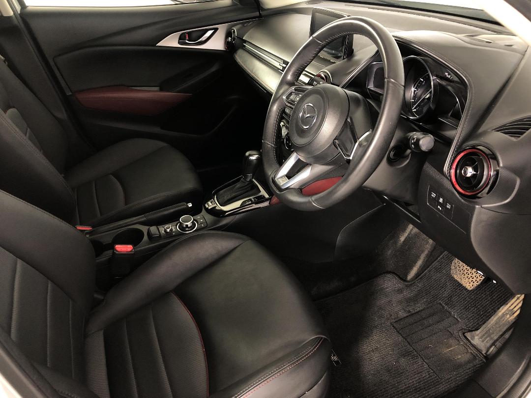 Photo '16' of Mazda CX-3 Photo '16' of Mazda CX-3