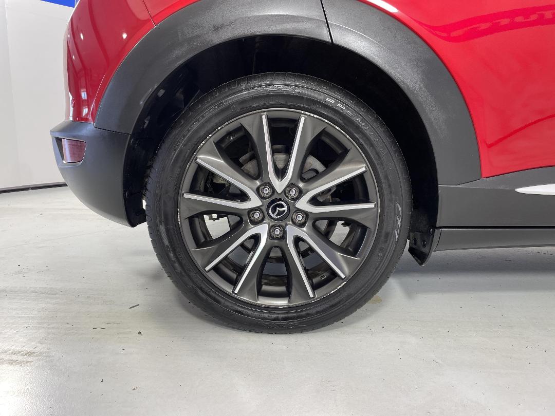 Photo '12' of Mazda CX-3