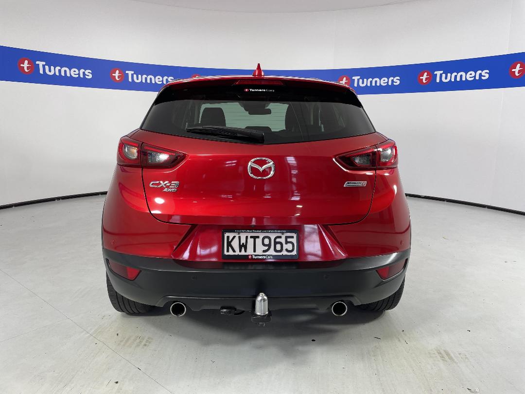 Photo '6' of Mazda CX-3