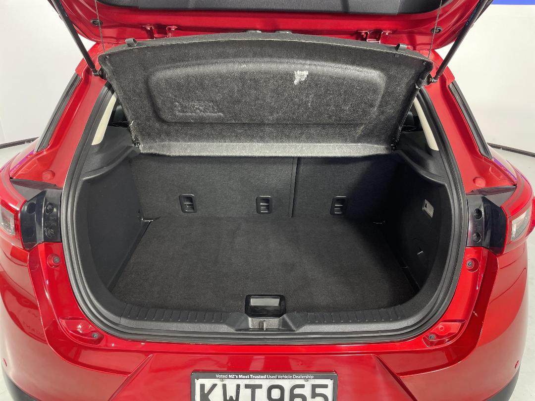 Photo '14' of Mazda CX-3