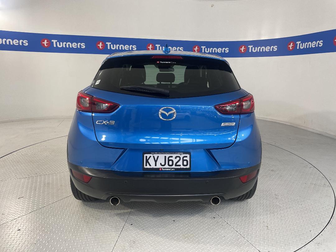 Photo '6' of Mazda CX-3