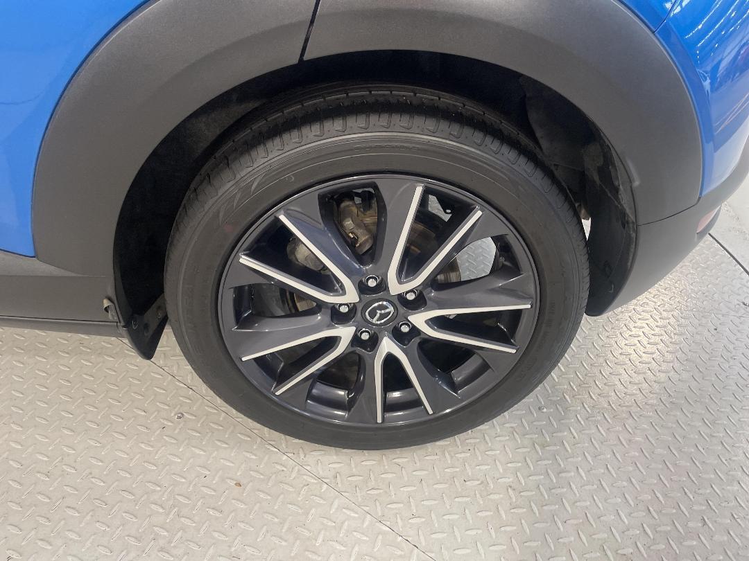 Photo '11' of Mazda CX-3