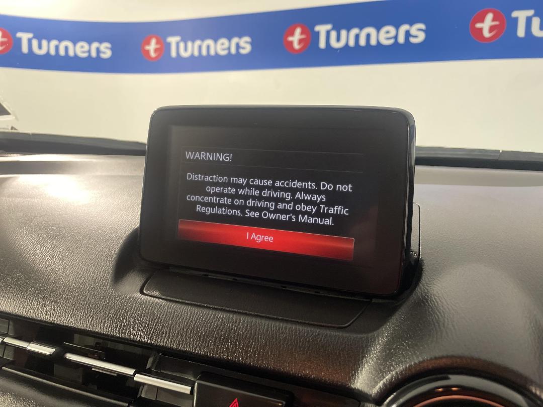 Photo '28' of Mazda CX-3