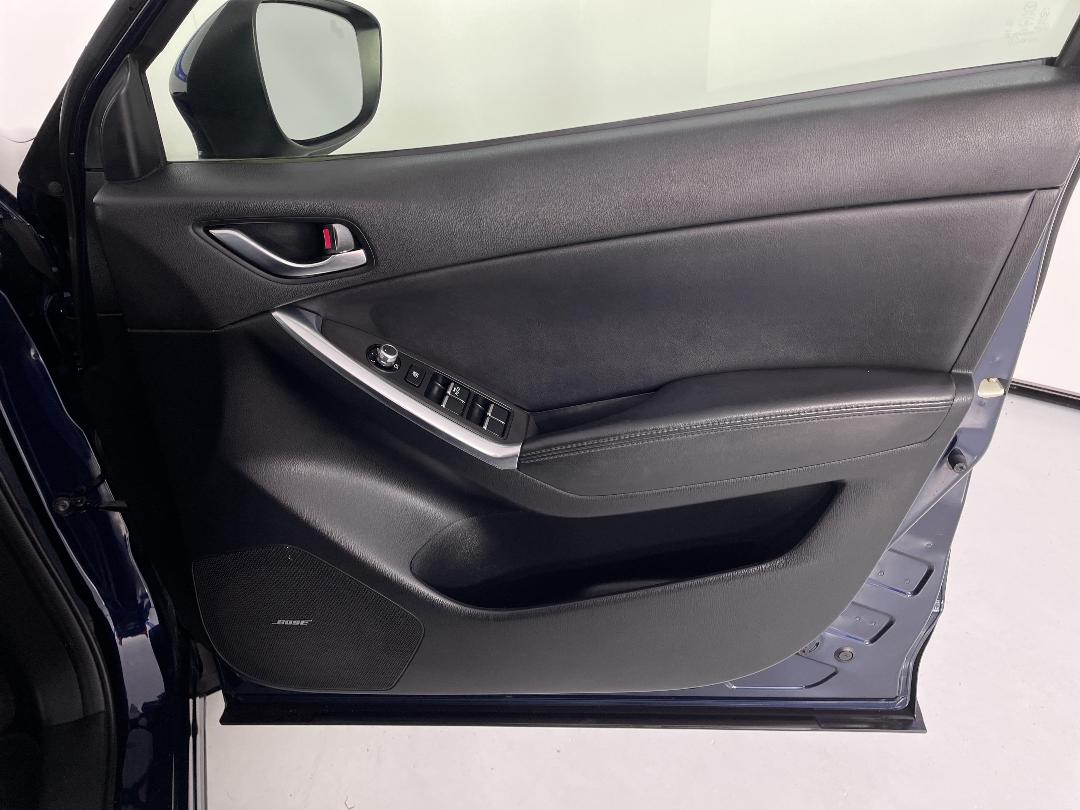 Photo '15' of Mazda CX-5