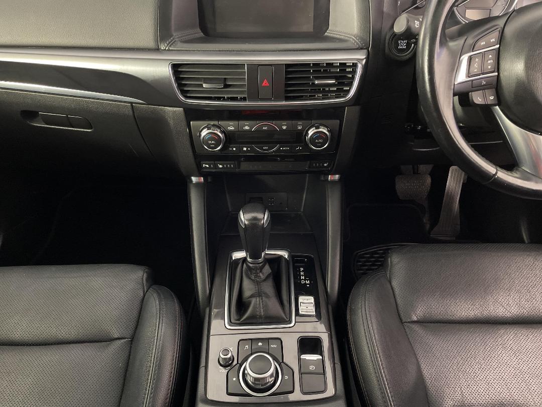 Photo '18' of Mazda CX-5