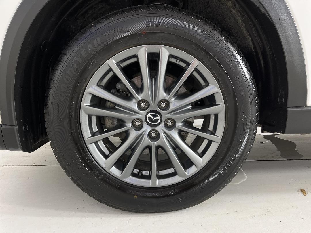 Photo '10' of Mazda CX-5 Photo '10' of Mazda CX-5