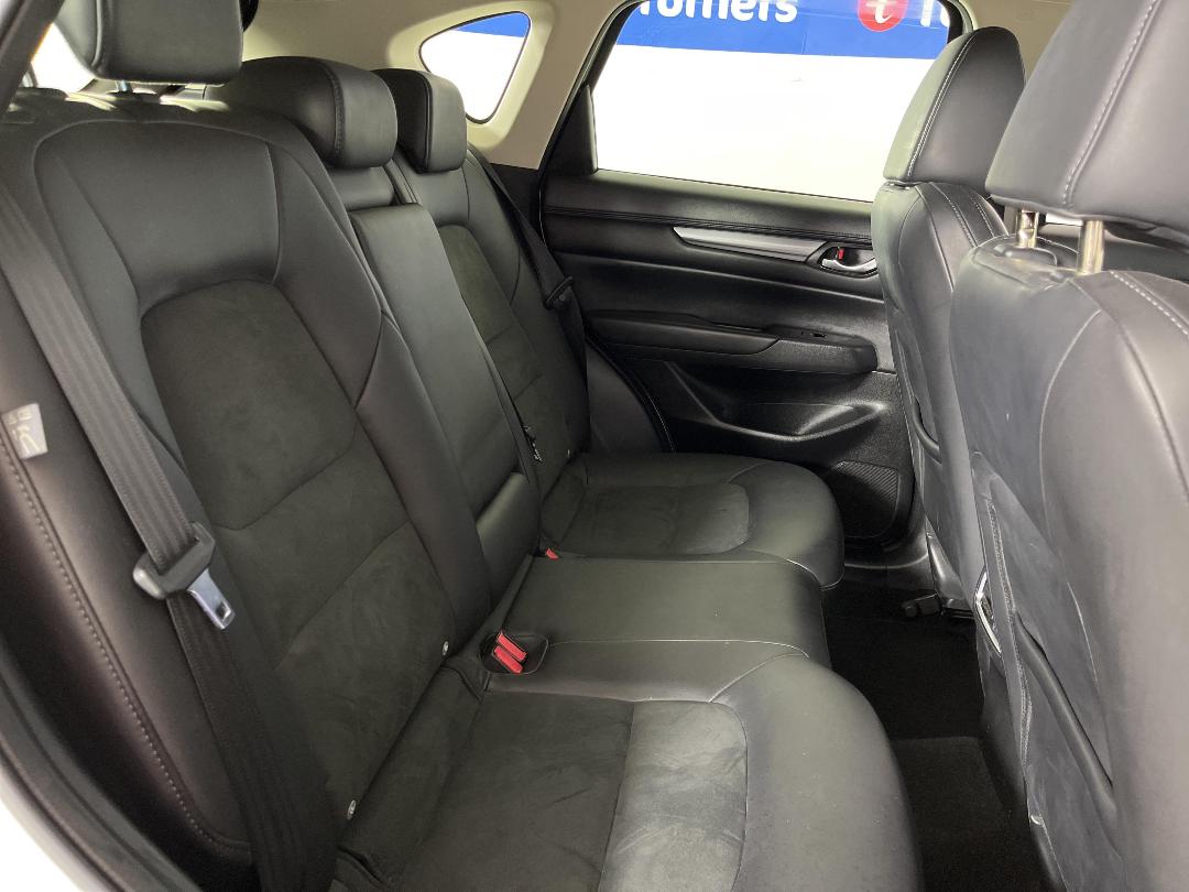 Photo '20' of Mazda CX-5 Photo '20' of Mazda CX-5