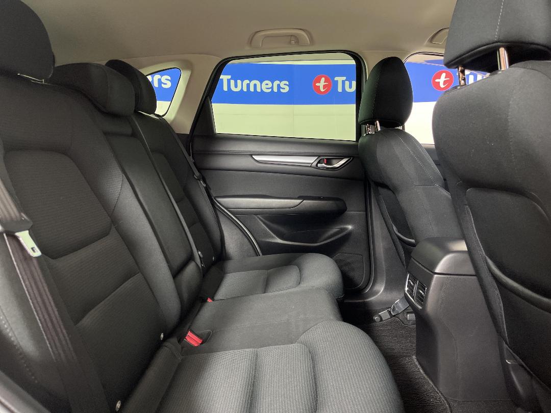 Photo '20' of Mazda CX-5