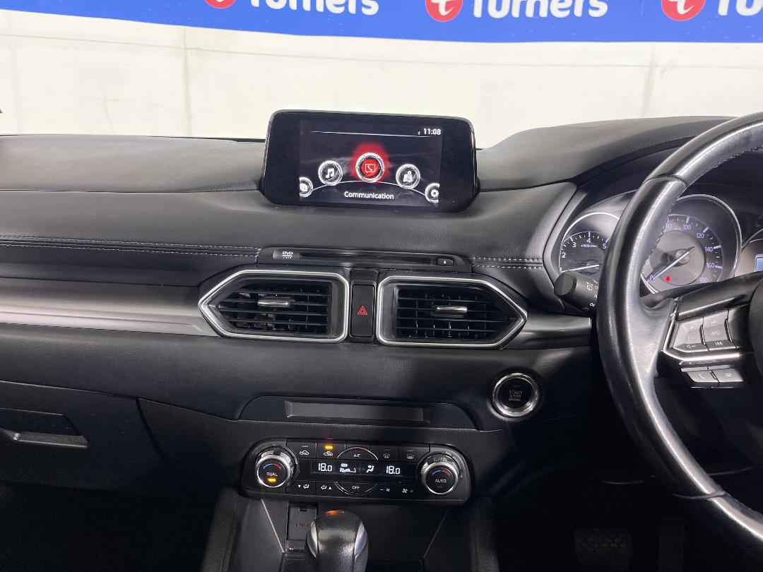 Photo '18' of Mazda CX-5