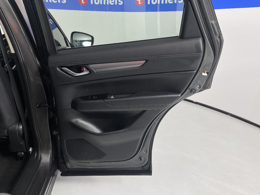 Photo '19' of Mazda CX-5 Photo '19' of Mazda CX-5