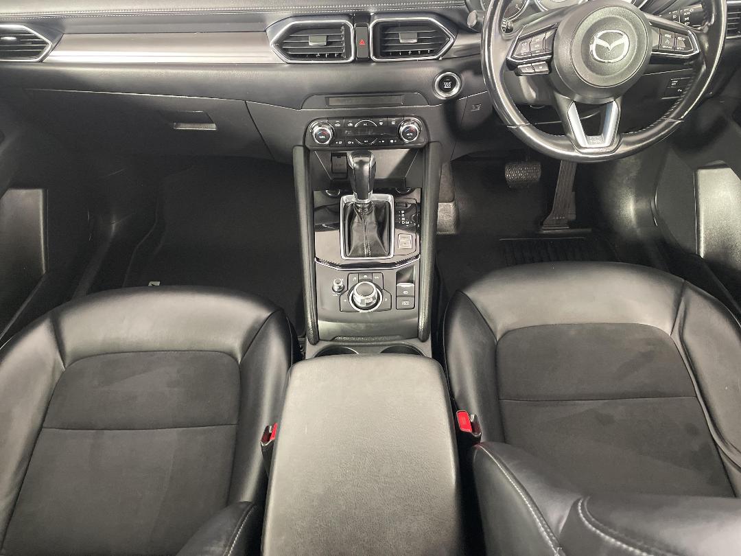 Photo '18' of Mazda CX-5