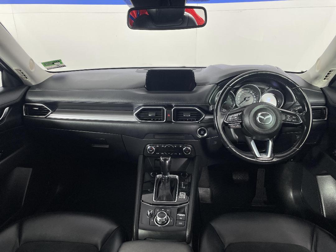 Photo '17' of Mazda CX-5