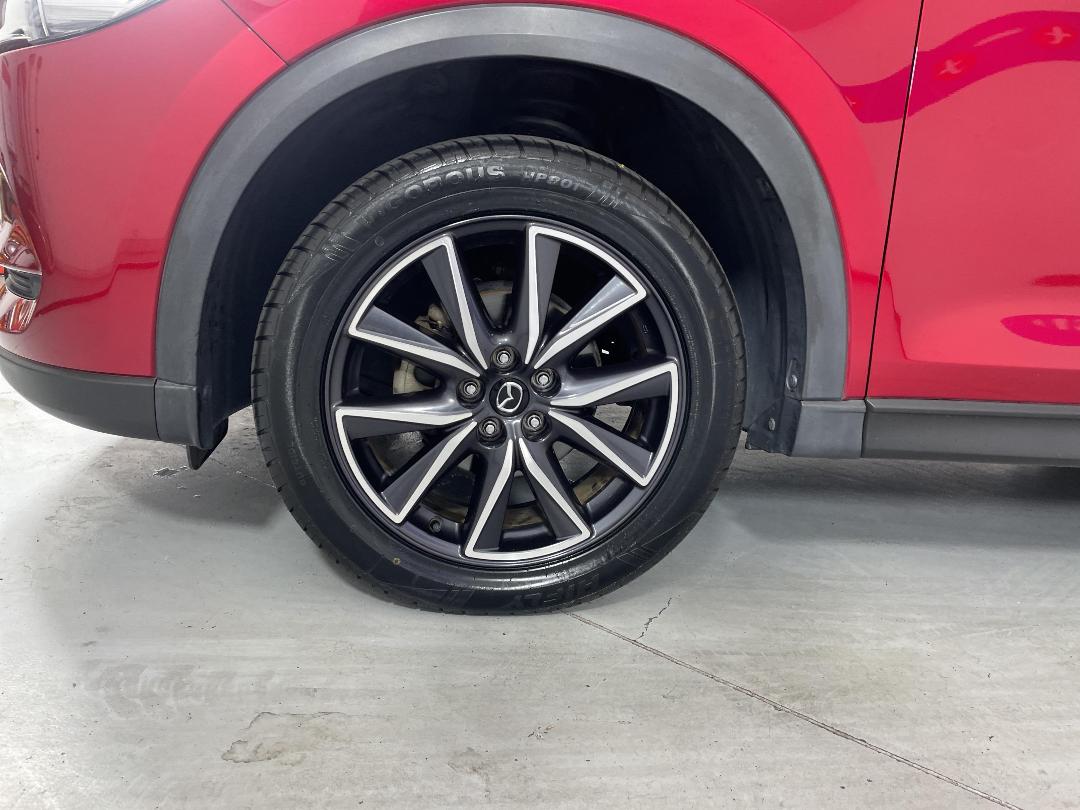 Photo '10' of Mazda CX-5