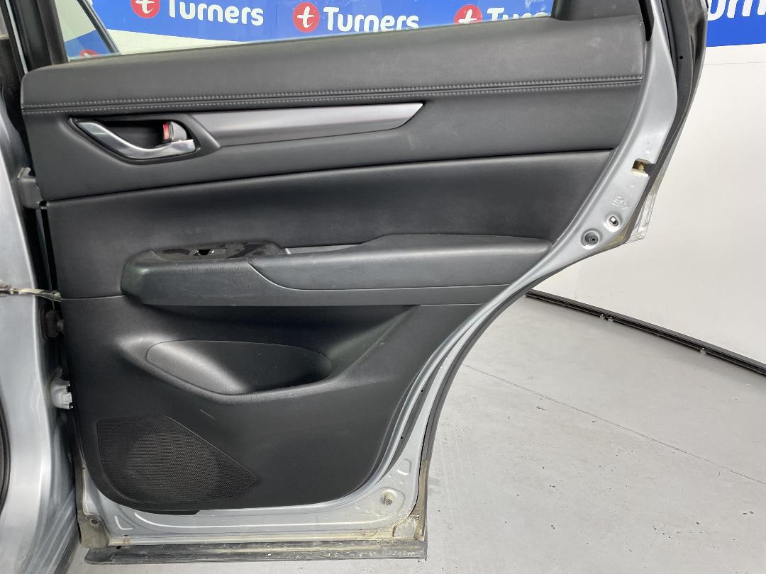 Photo '19' of Mazda CX-5