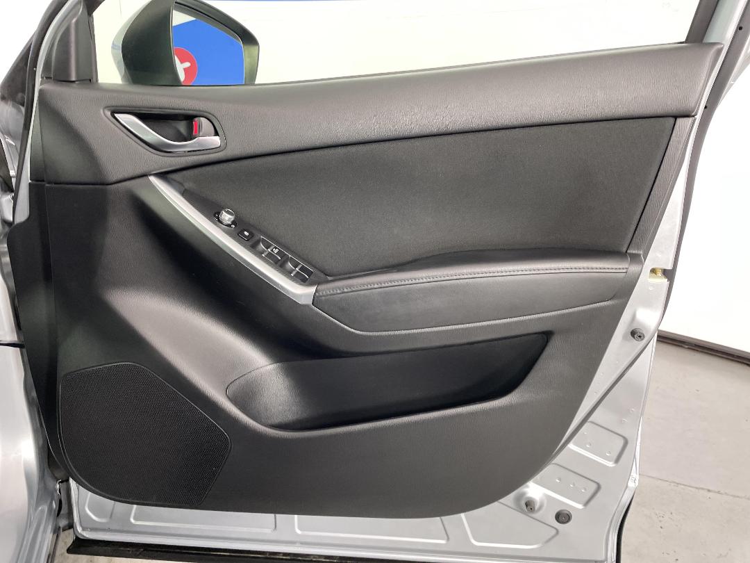 Photo '15' of Mazda CX-5