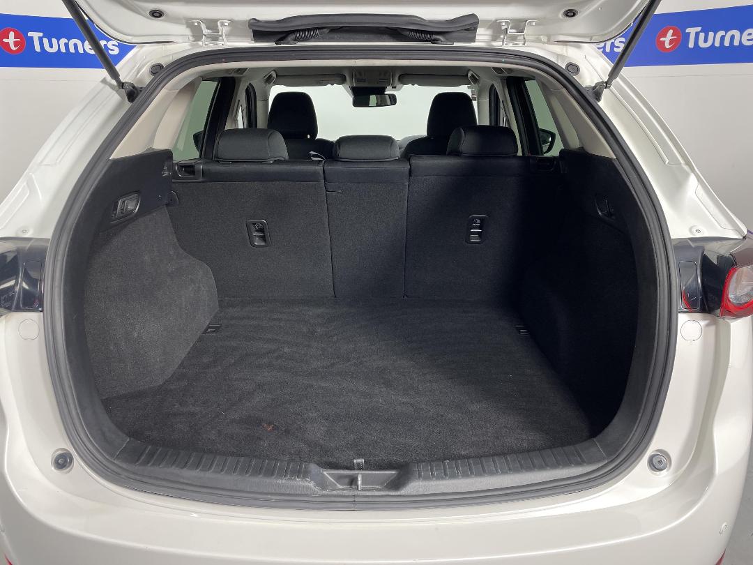 Photo '14' of Mazda CX-5 Photo '14' of Mazda CX-5