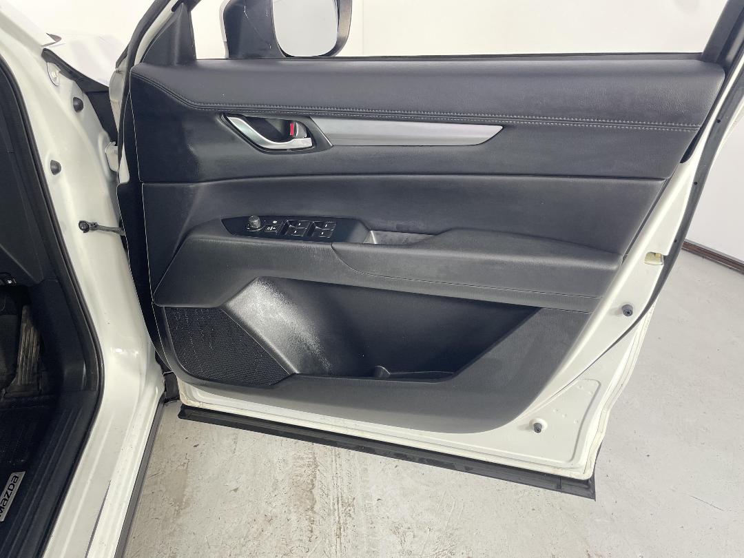 Photo '15' of Mazda CX-5