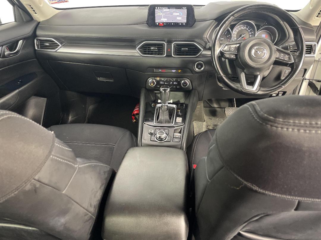 Photo '17' of Mazda CX-5