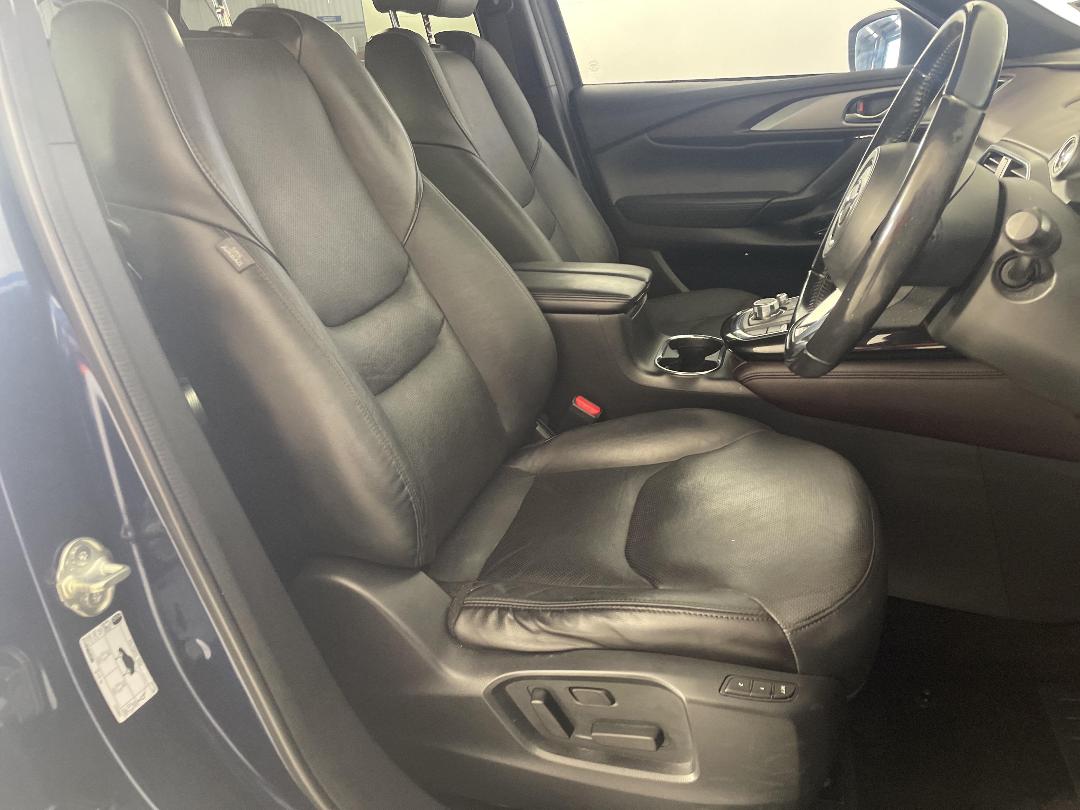 Photo '16' of Mazda CX-9 Photo '16' of Mazda CX-9