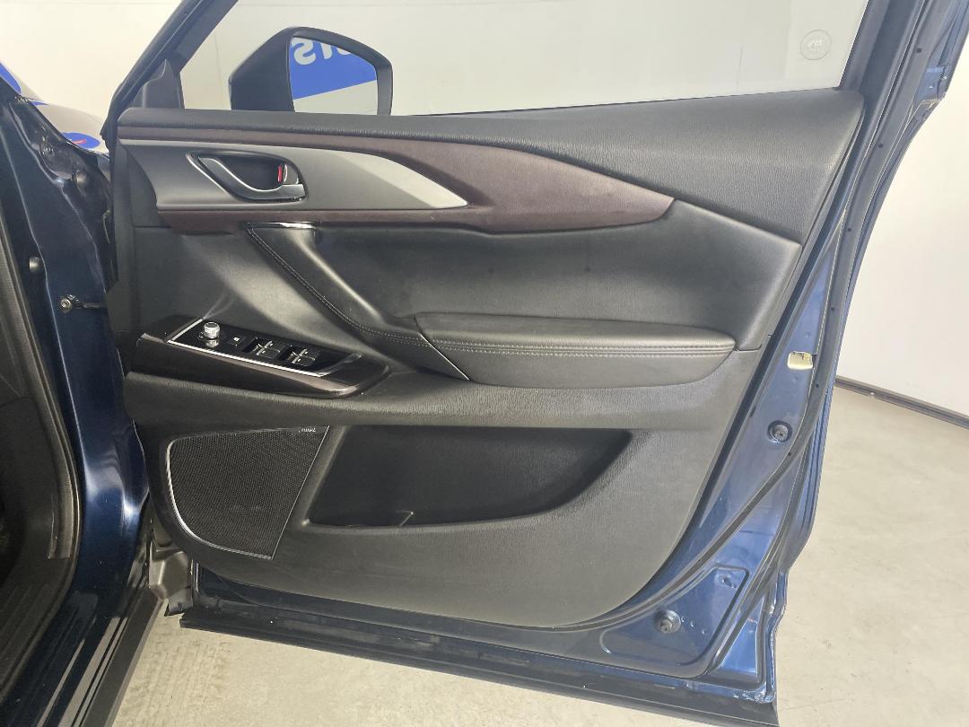 Photo '15' of Mazda CX-9 Photo '15' of Mazda CX-9