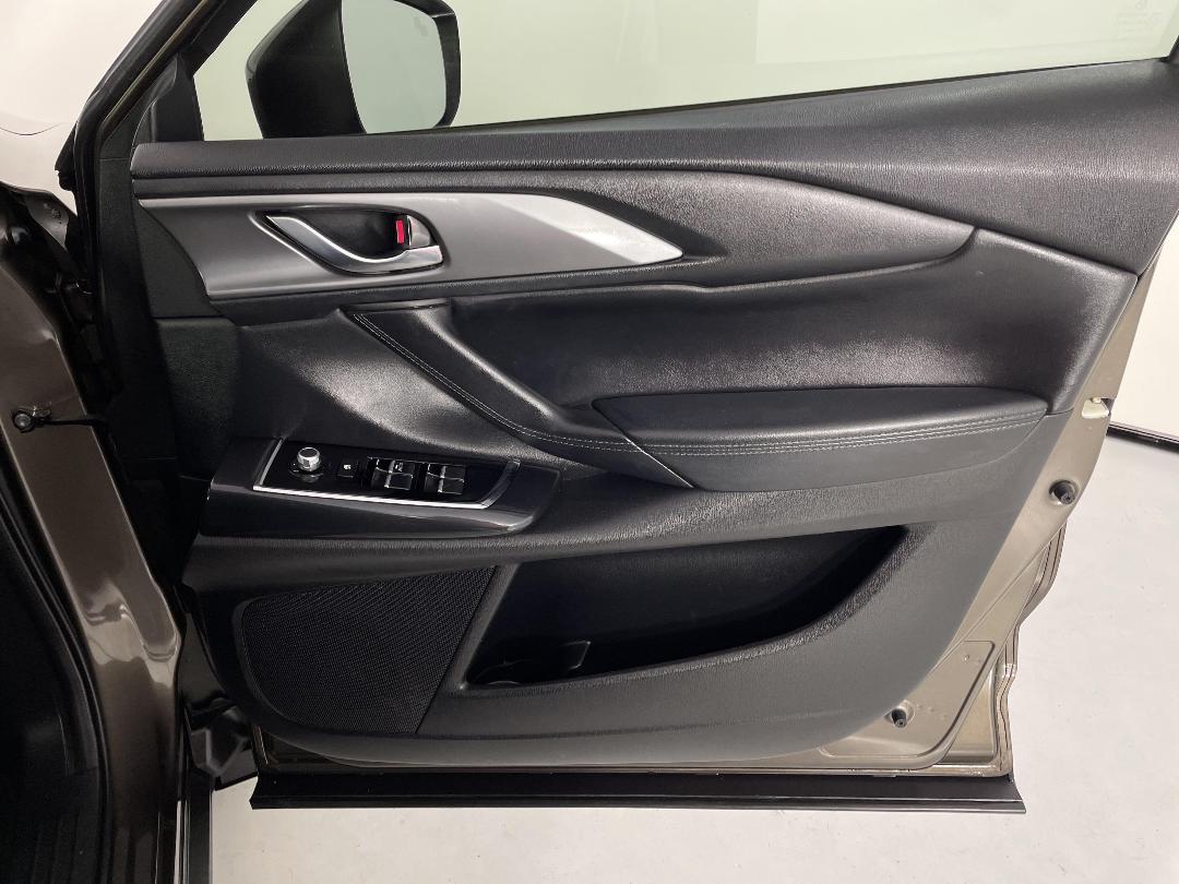 Photo '15' of Mazda CX-9 Photo '15' of Mazda CX-9