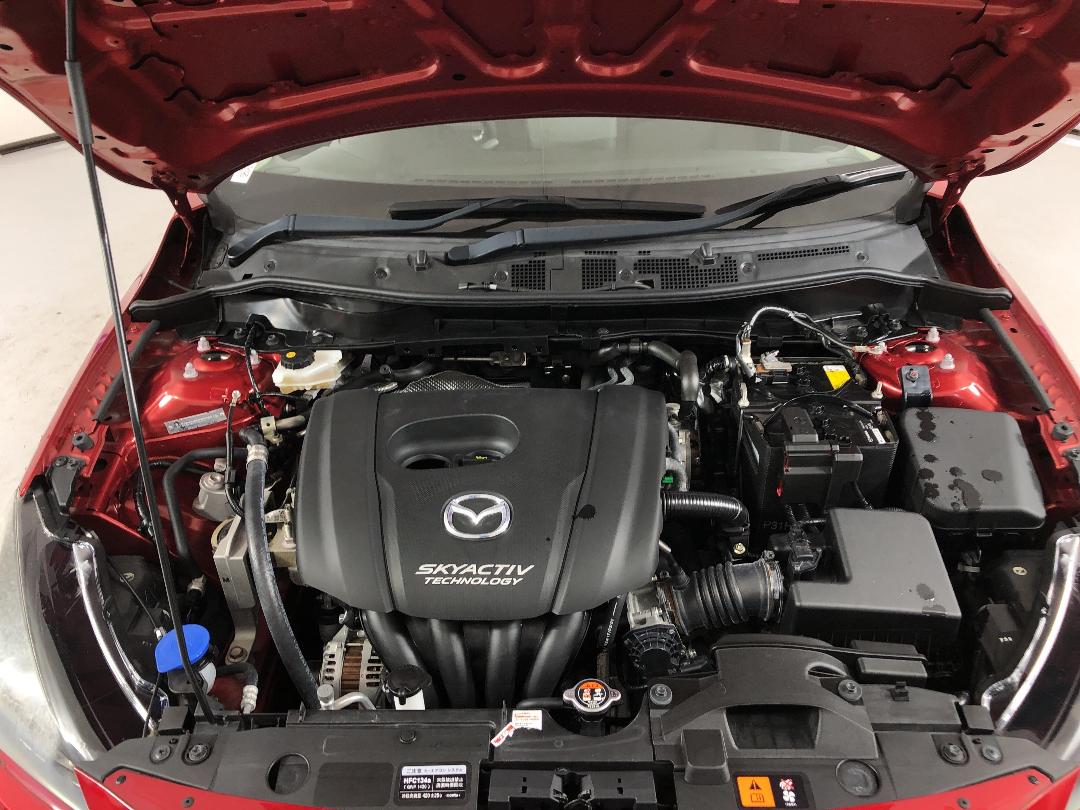 Photo '13' of Mazda Demio