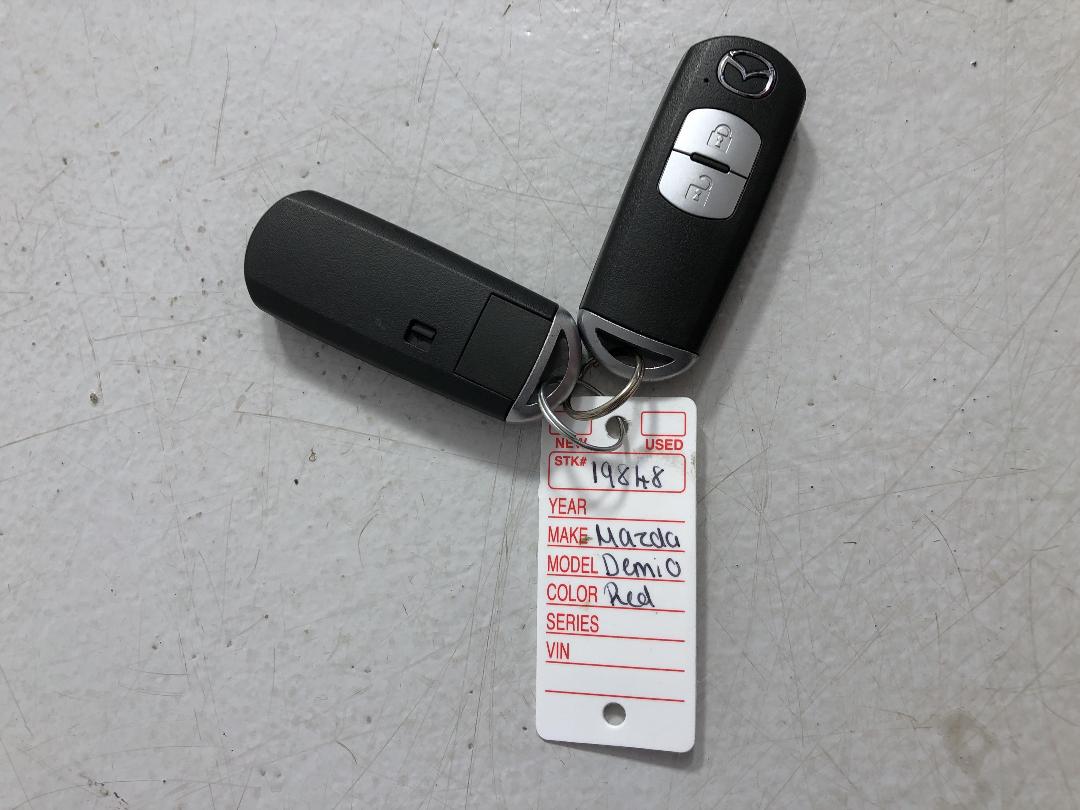 Photo '22' of Mazda Demio