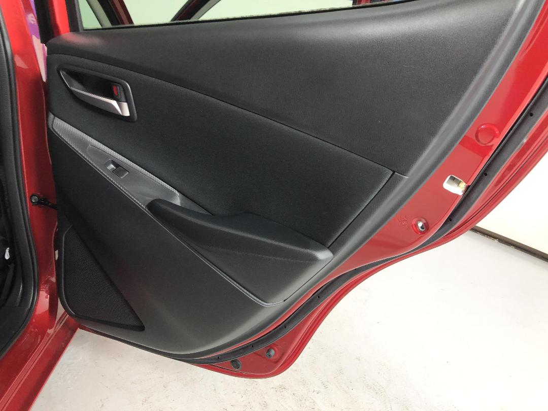 Photo '19' of Mazda Demio