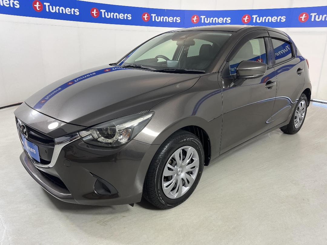 Photo '4' of Mazda Demio Photo '4' of Mazda Demio