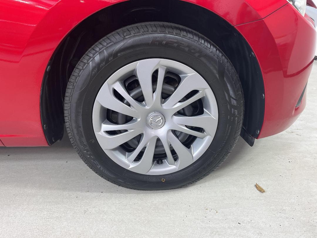 Photo '9' of Mazda Demio Photo '9' of Mazda Demio