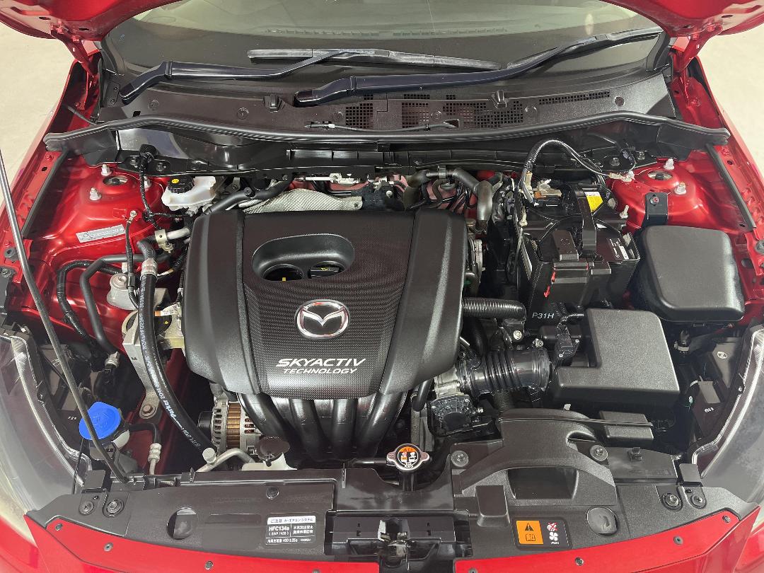 Photo '13' of Mazda Demio Photo '13' of Mazda Demio