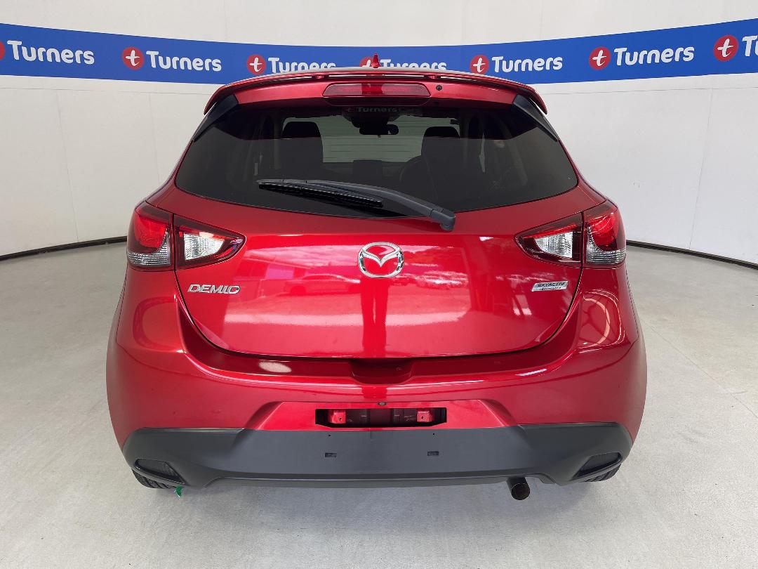 Photo '6' of Mazda Demio Photo '6' of Mazda Demio