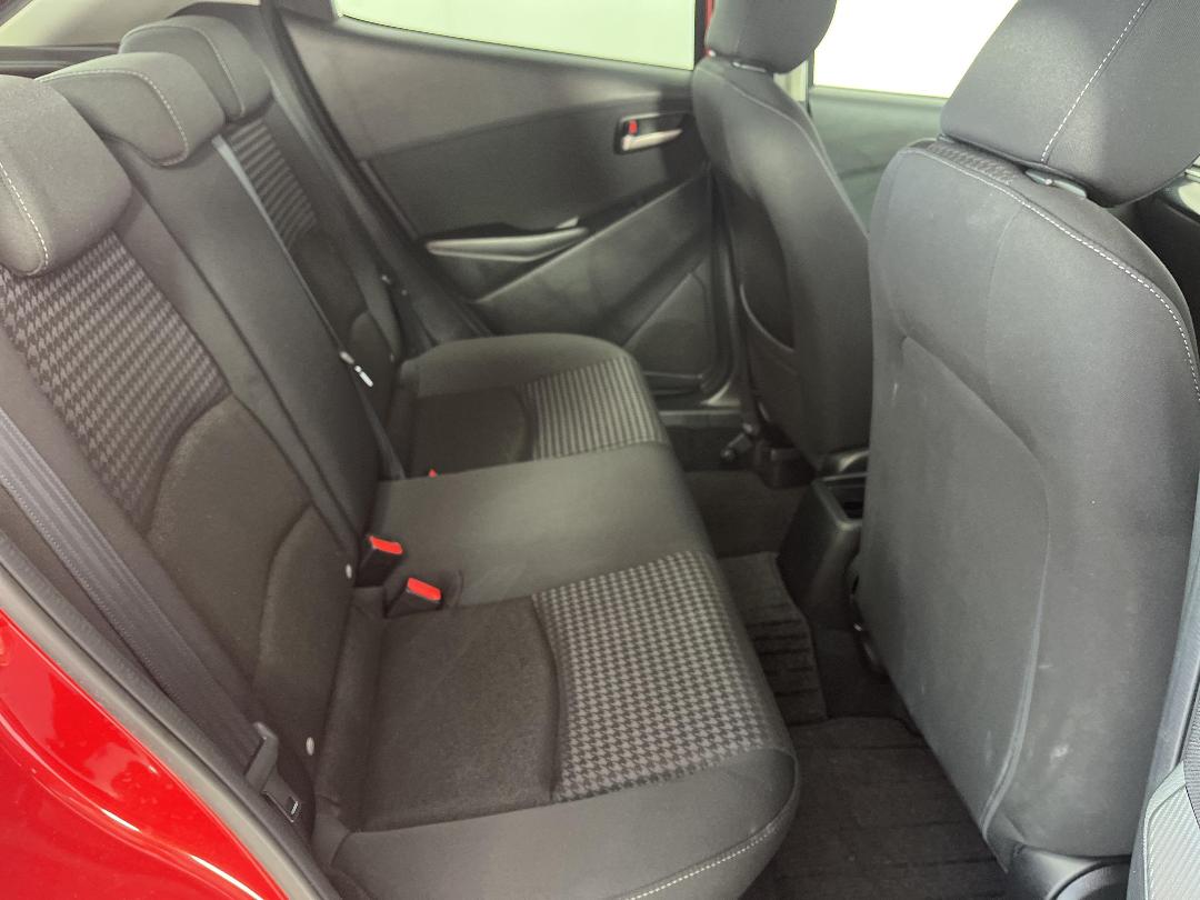 Photo '20' of Mazda Demio Photo '20' of Mazda Demio