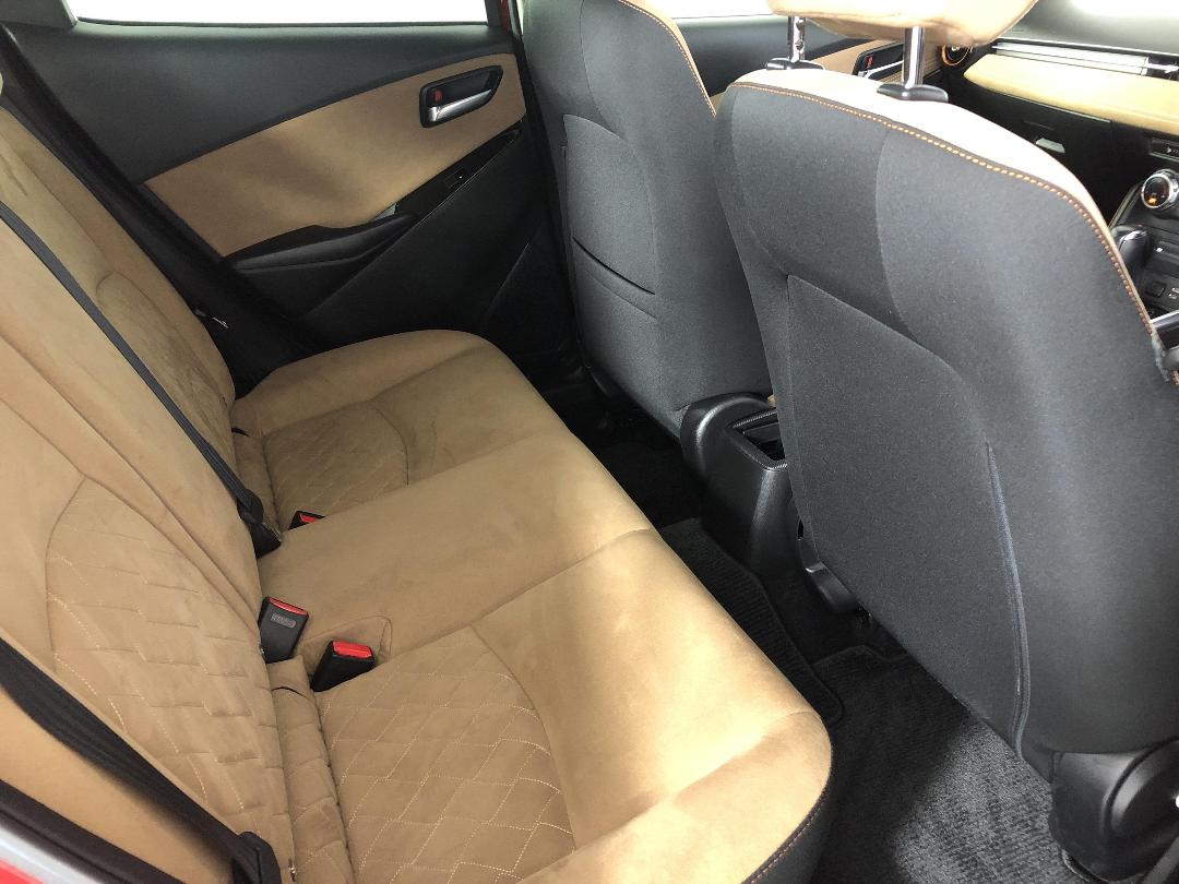 Photo '20' of Mazda Demio