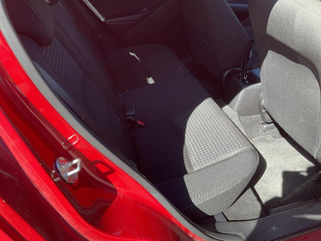 Photo '12' of Mazda Demio