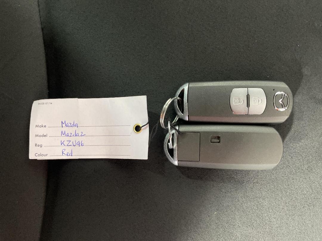 Photo '22' of Mazda Mazda2 Photo '22' of Mazda Mazda2