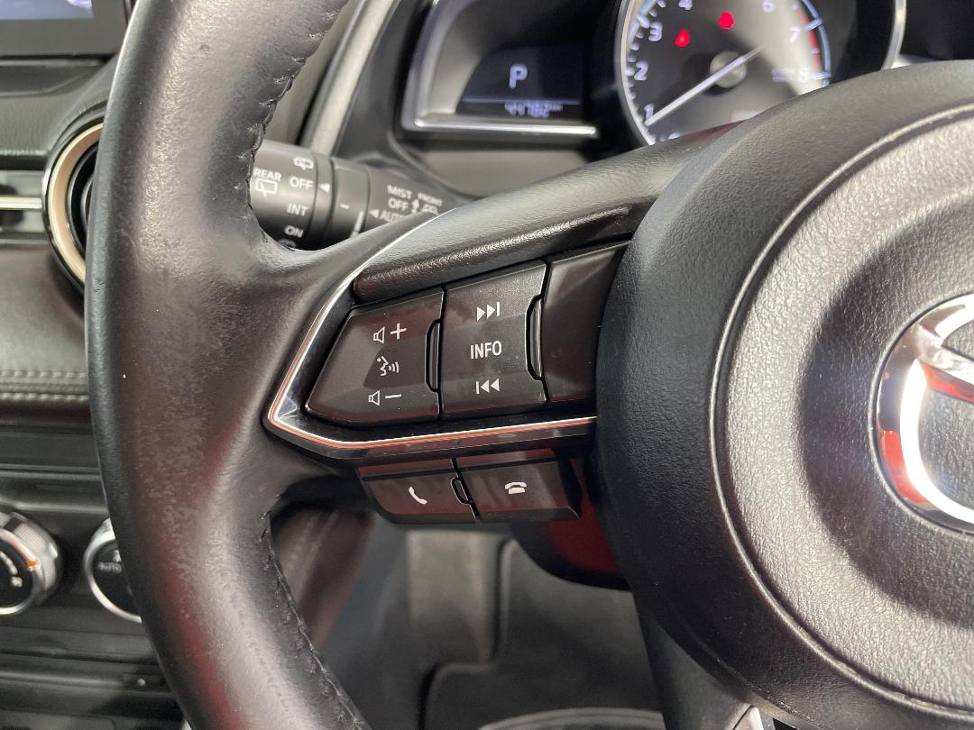 Photo '23' of Mazda Mazda2 Photo '23' of Mazda Mazda2