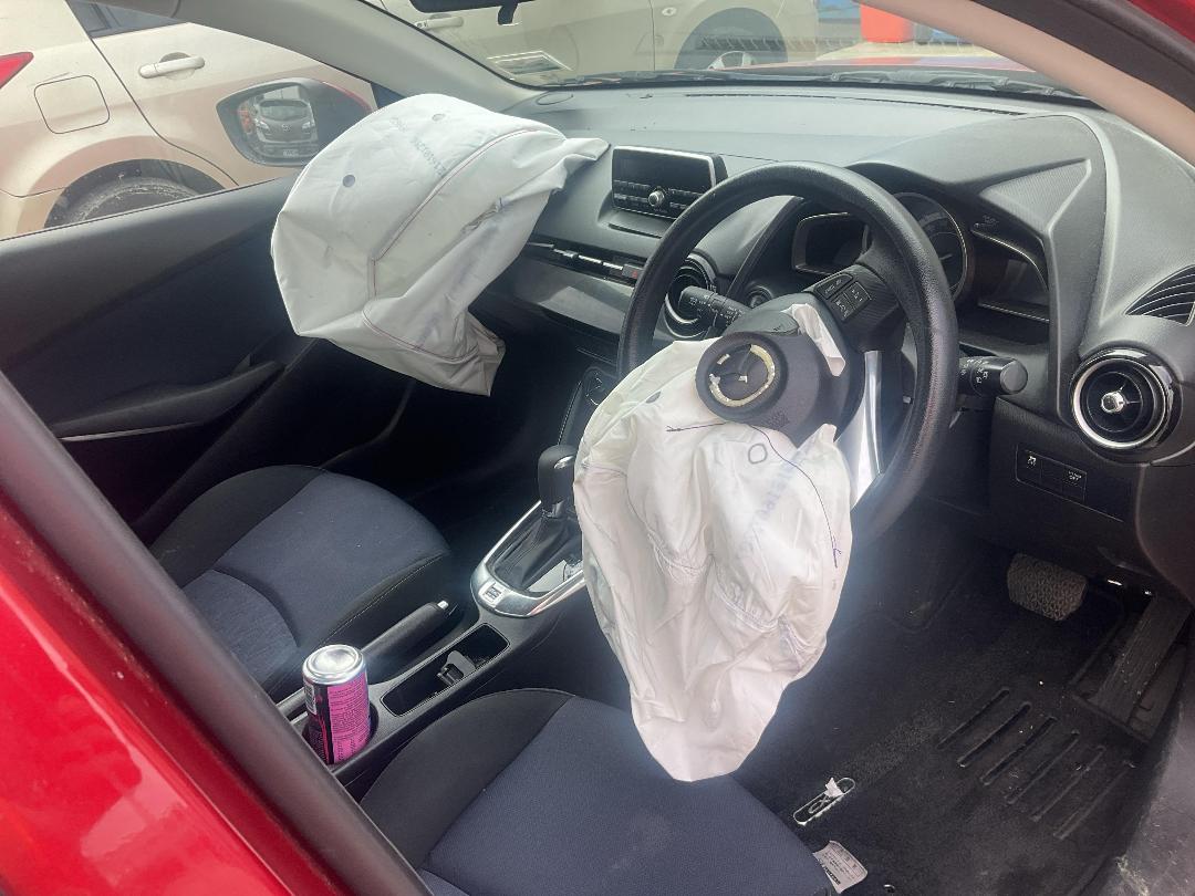 Photo '10' of Mazda Mazda2 GLX