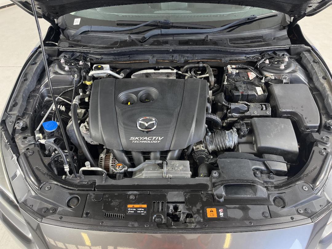 Photo '13' of Mazda Mazda3