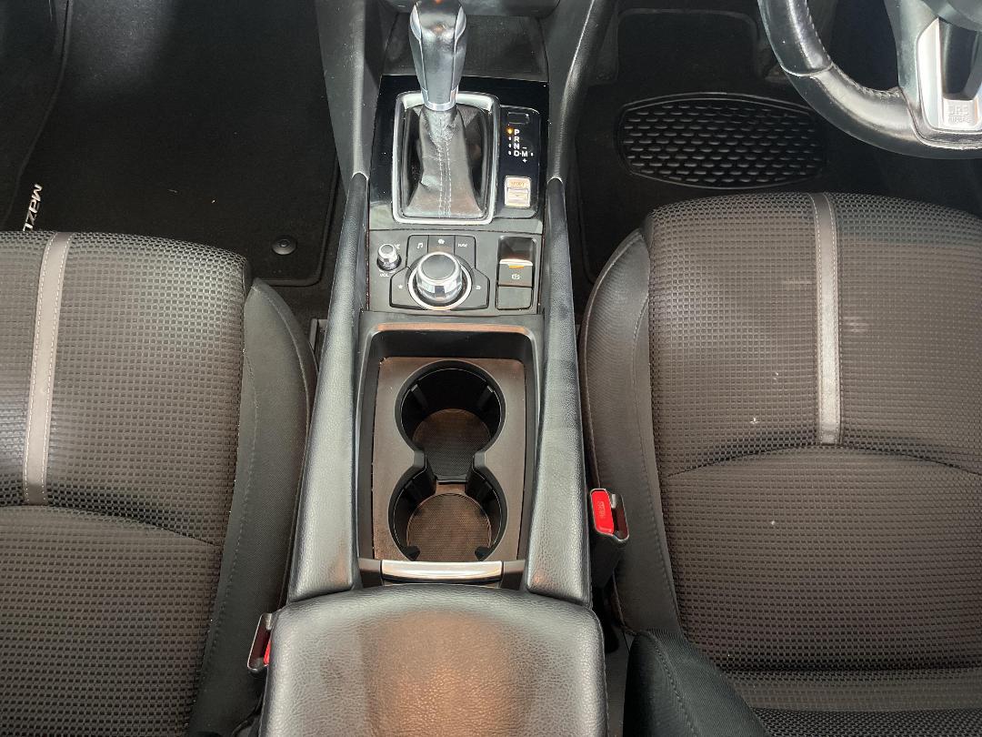 Photo '23' of Mazda Mazda3