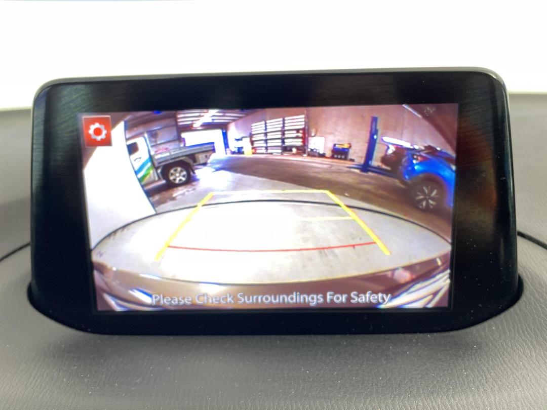 Photo '24' of Mazda Mazda3 Photo '24' of Mazda Mazda3