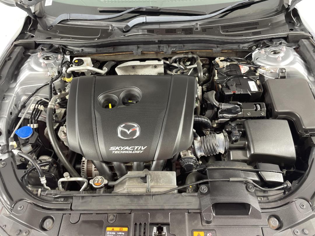 Photo '13' of Mazda Mazda3