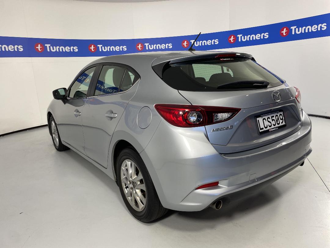 Photo '5' of Mazda Mazda3