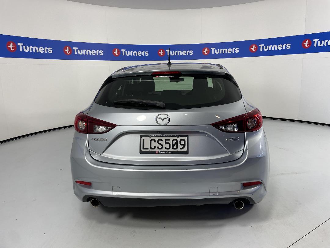 Photo '6' of Mazda Mazda3