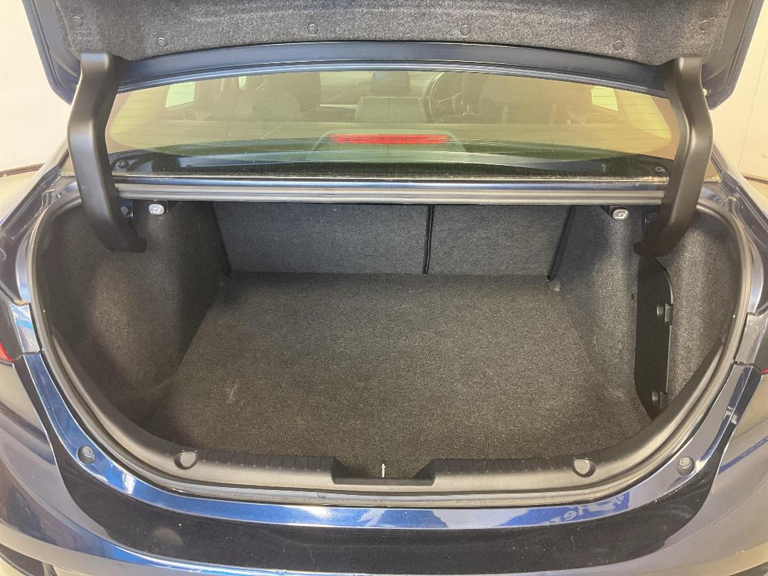 Photo '14' of Mazda Mazda3