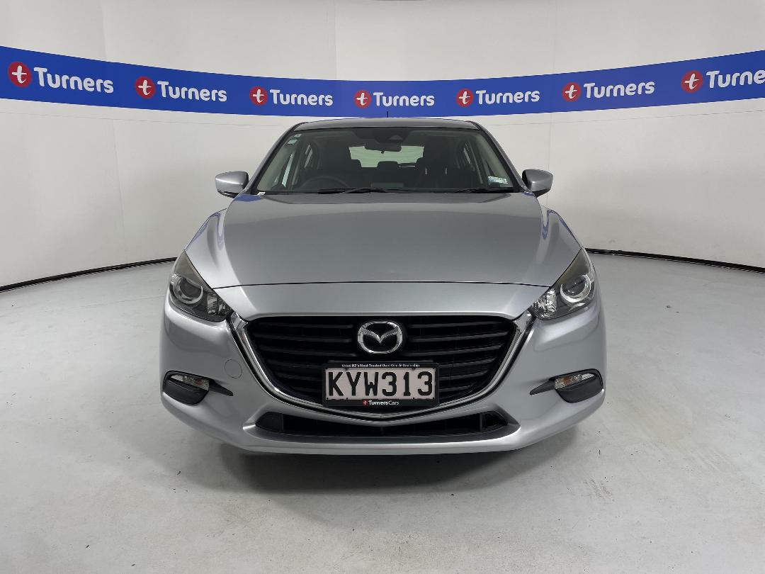 Photo '2' of Mazda Mazda3