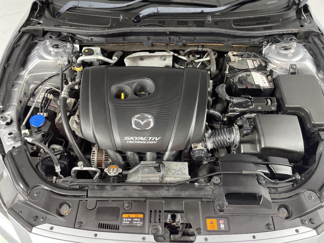 Photo '13' of Mazda Mazda3