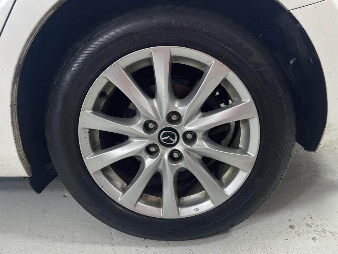 Photo '11' of Mazda Mazda6