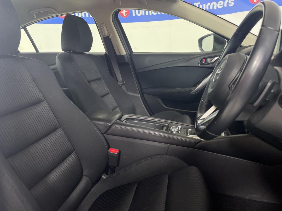 Photo '16' of Mazda Mazda6